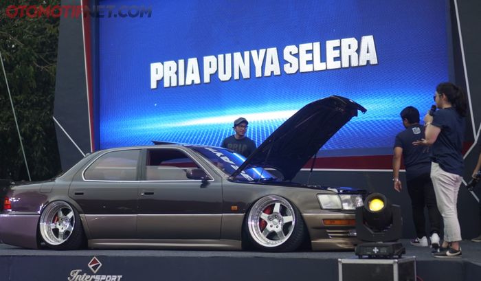 Puluhan Mobil Modifikasi Banjiri Intersport Auto Show Bekasi 2019