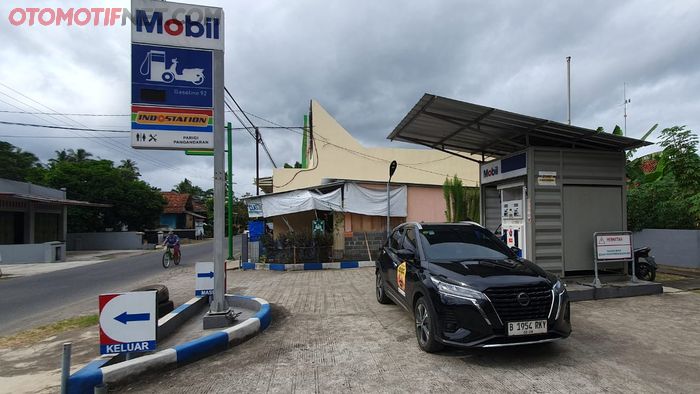 Bahan bakar yang digunakan untuk Nissan Kicks e-Power selama Holiday Fun Drive 2024 pakai Mobil Gasoline 92 yang tersedia di SPBU Indostation