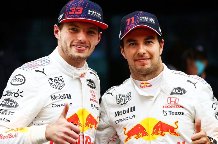 Max Verstappen dan Sergio Perez finish di posisi 2 dan 3 di F1 Turki 2021