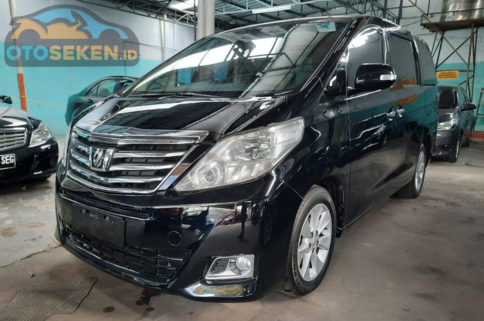 Spesifikasi dan kisaran harga Toyota Alphard tahun 2011 seken