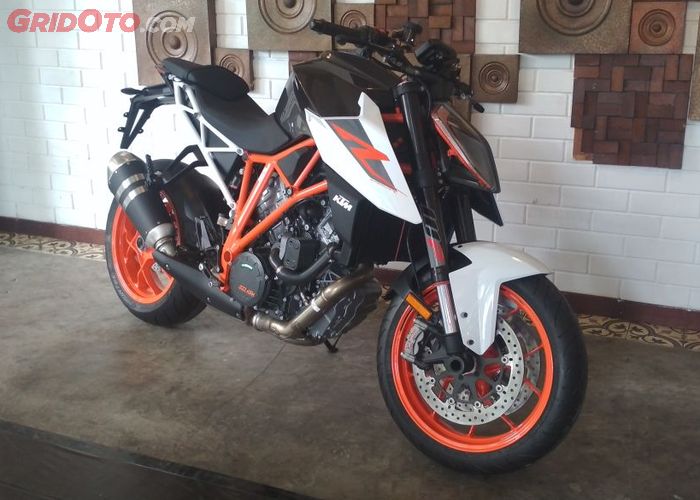 Kaget Biaya Install Software Track Mode KTM 1290 Super Duke R