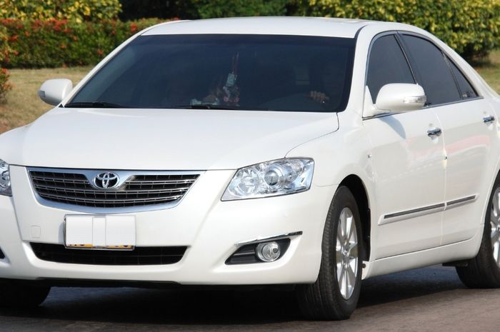 Ilustrasi Camry XV40.