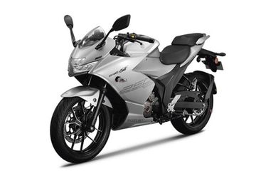 Ini Kumpulan Foto Suzuki Gixxer SF 250 