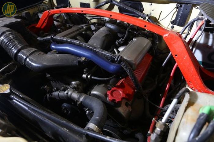 Kondisi mesin H20A bawaan Vitara V6 masih standar. Mesin kapasitas 1.998 cc ini bertenaga 143 dk dan torsi 172 Nm.