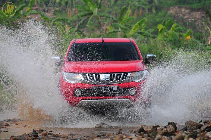 Mitsubishi Triton