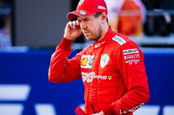 Pembalap Ferrari, Sebastian Vettel mengaku kecewa berat usai gagal menyelesaikan balapan di F1 Rusia yang digelar di sirkuit sochi