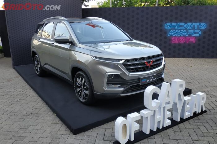 Wuling Almaz berhasil menyabet gelar sebagai Car of The Year GridOto Award 2019.
