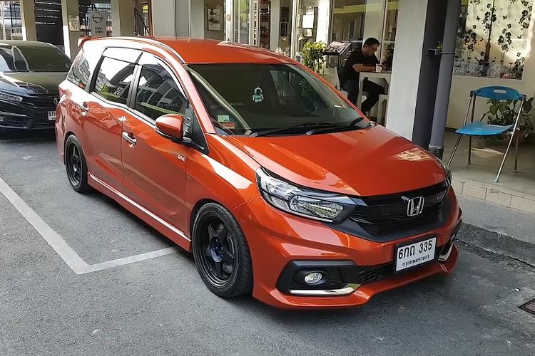 Gambar 81+ Modifikasi Mobil Mobilio Terbaru Terbaru Gratis