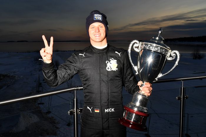 Mick Schumacher finish kedua pada Race of Champions 2023 yang berlangsung hari Minggu (29/1) di Swedia