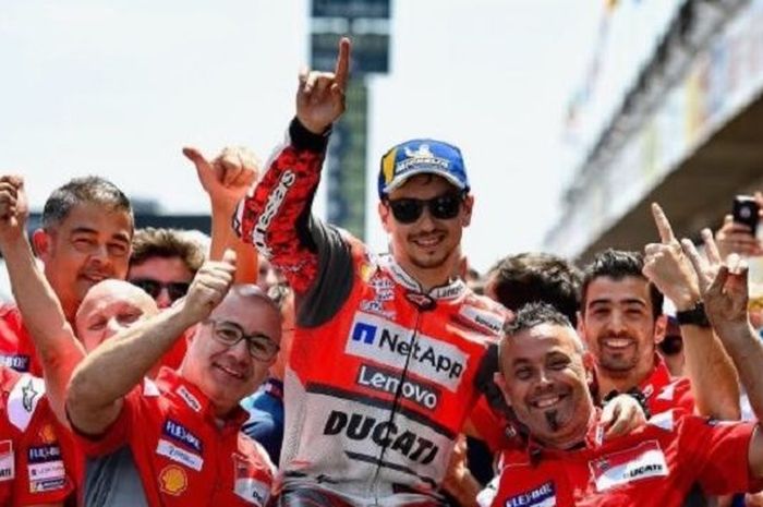 Jorge Lorenzo juara di MotoGP Catalunya 2018 dengan Ducati