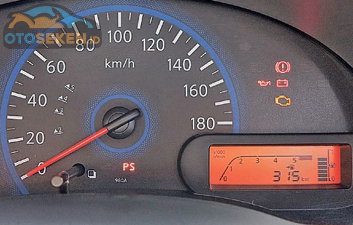 Smart Meter Datsun Go dengan RPM digital