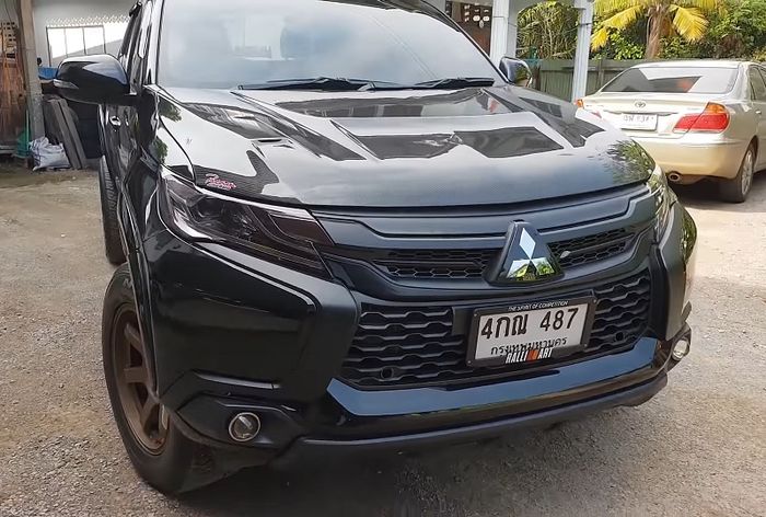 Modifikasi Mitsubishi Triton habis operasi plastik pakai wajah Big SUV Pajero Sport