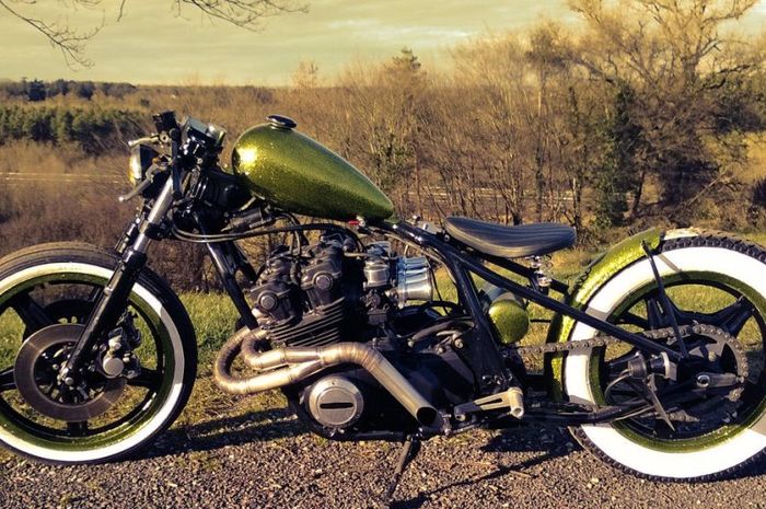 Honda CB750 custom bobber dari Ironbike Kustoms