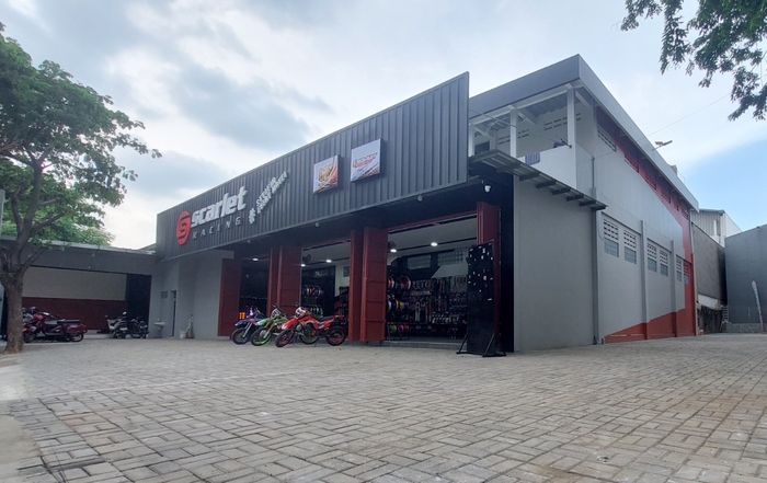New Scarlet Racing Store