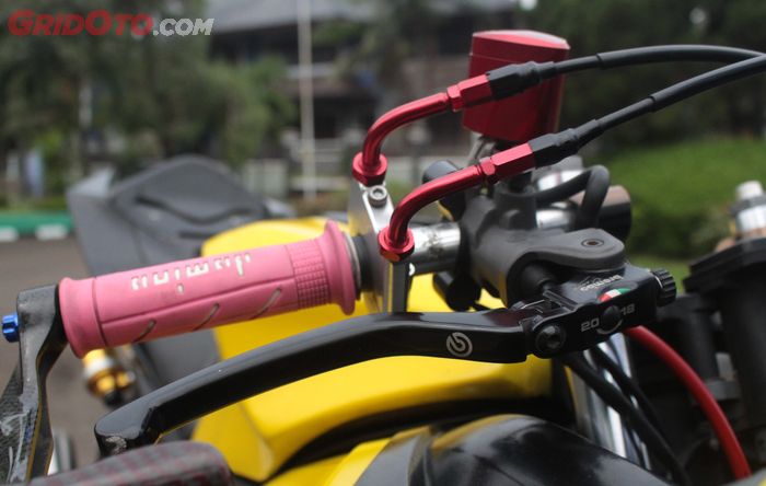 Yamaha R15 pasang master rem Brembo RCS 17 Costa Corsa