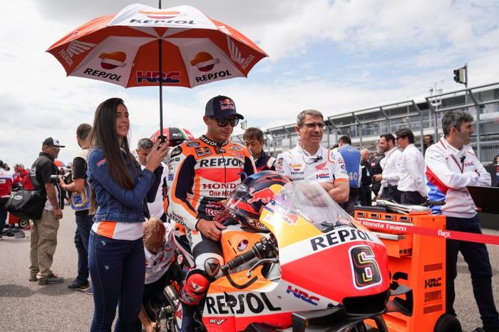Stefan Bradl balapan di MotoGP Jerman untuk tim Repsol Honda, menggantikan Jorge Lorenzo yang masih cedera patah tulang belakang