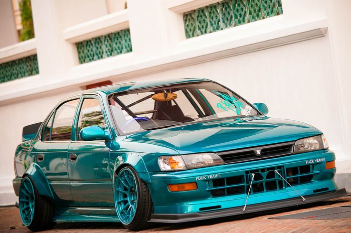 Modifikasi Toyota Corolla pakai body kit gambot