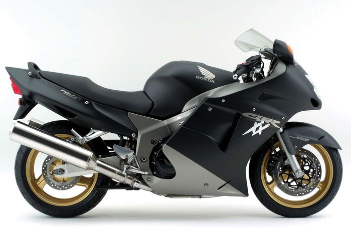 CBR 1100XX Super Blackbird, Burung Hitam yang Bangunkan Hayabusa -  GridOto.com