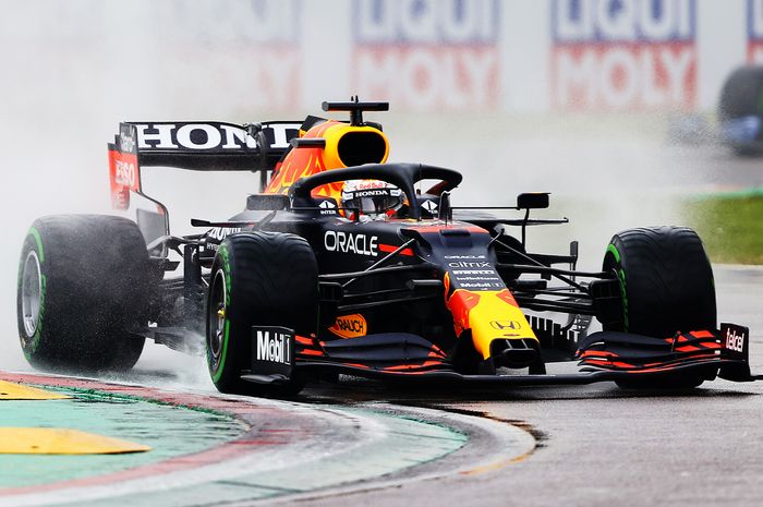 Hasil F1 Emilia Romagna 2021: Penuh drama! Max Verstappen juara, Lewis Hamilton selamatkan wajah mercedes