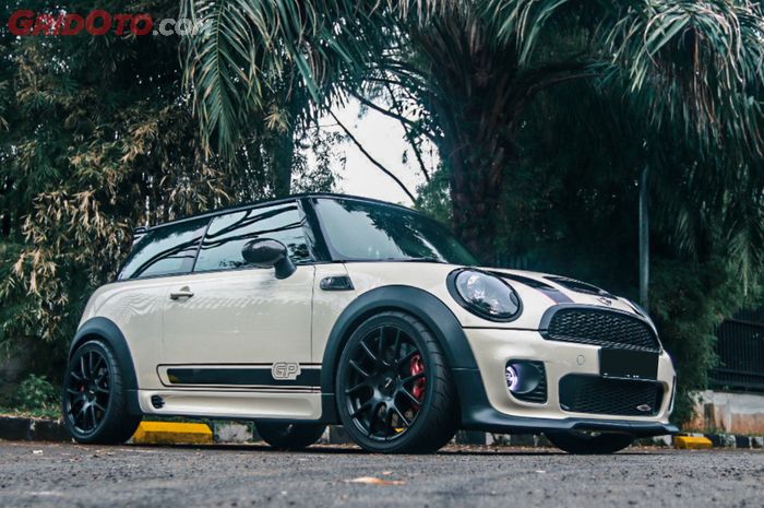 Modifikasi Mini Cooper edisi terbatas bekas milik Crazy Rich Priok