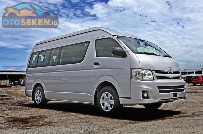 Toyota Hiace High Grade Commuter