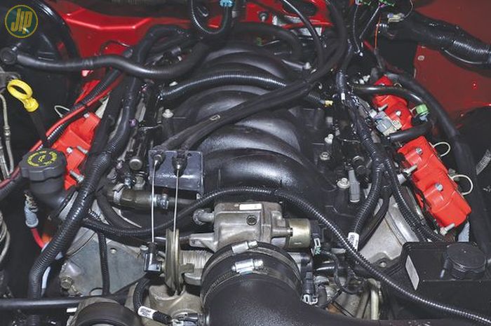 Segelondong mesin LS1 menggantikan mesin V6 bawaan Chevrolet blazer ini.