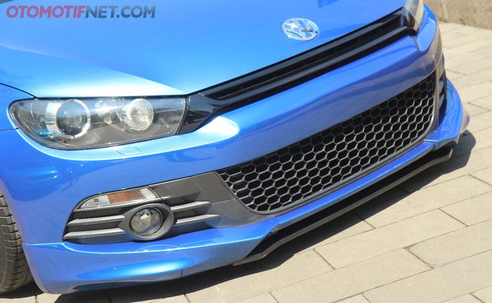 Body kit VW Scirocco pakai merek Oettinger dengan lips carbon, keren!