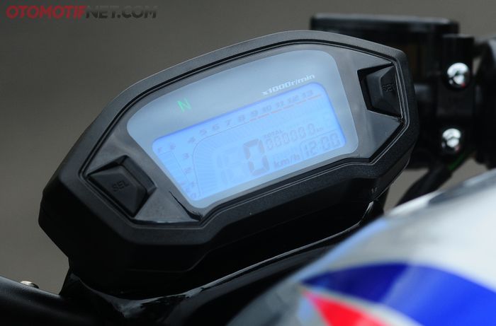Spidometer digital yang dicomot dari keluarga Honda