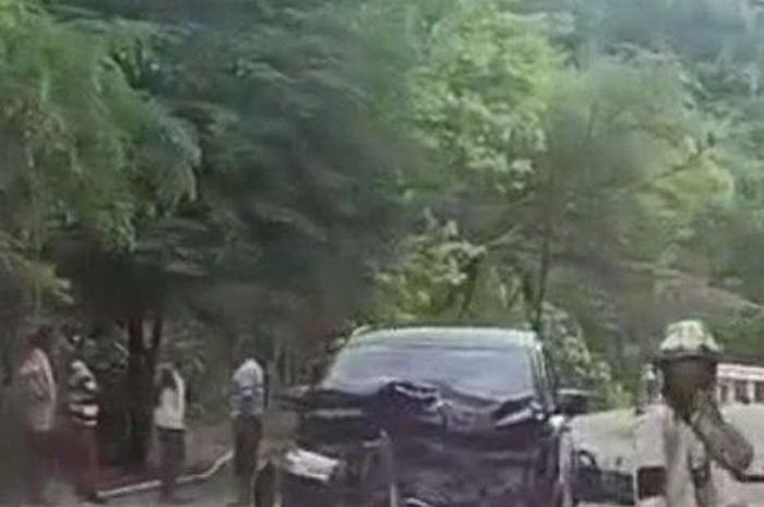 Innova Reborn pelat dinas cabut nyawa pasutri di NTT