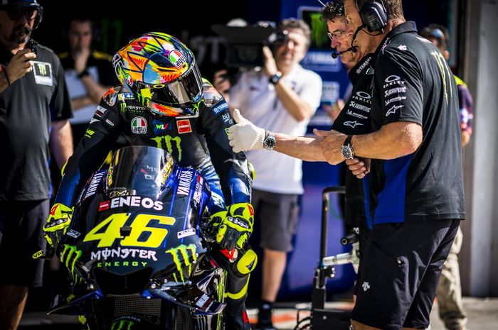 Valentino Rossi tampak belum bisa mengoptimalkan motor tunggangannya pada tes MotoGP Sepang