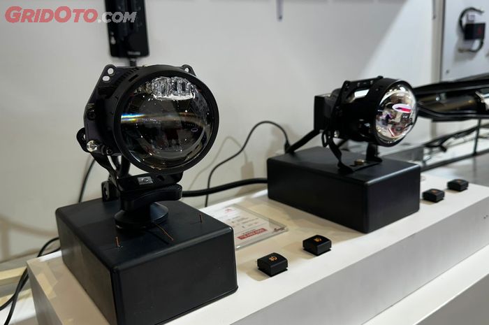 Lampu BiLED Projector Nexora ACL berteknologi Active Cornering Light 