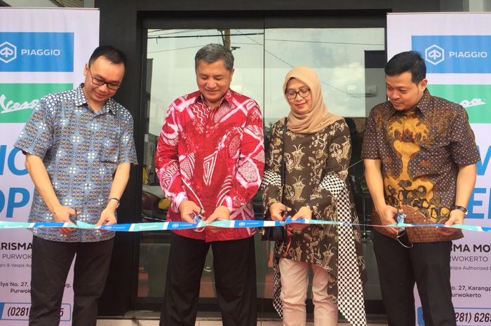 Peresmian dealer Piaggio di Purwokerto