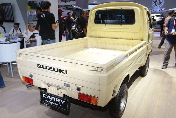 Suzuki Carry ST20