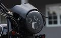 Lampu Favorit Anak Custom Nih, Headlamp Bulat 'Daymaker', Modern Tapi Klasik