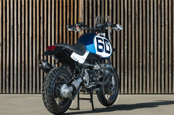 BMW R1150GS Adventure desert sled yang mempesona