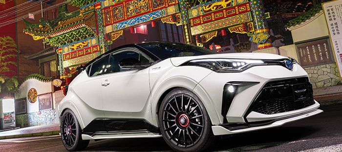Toyota C-HR Dengan Body Kit Artisan Spirits 