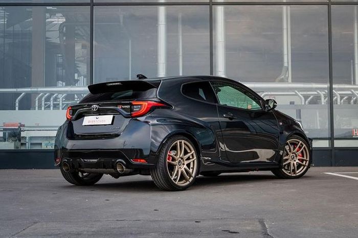 Modifikasi Toyota GR Yaris hasil garapan JMS Fahrzeugteile, Jerman