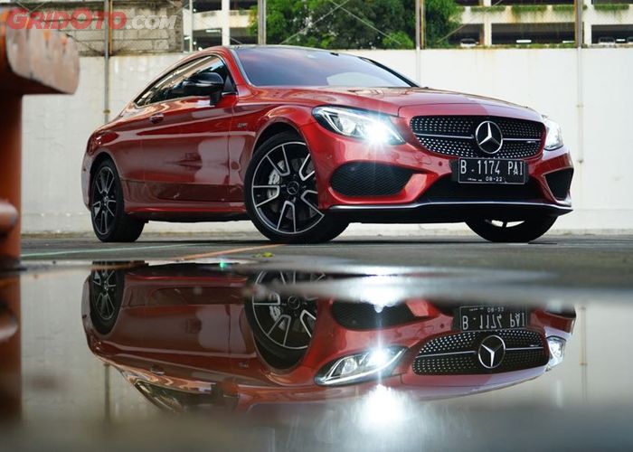 Hasil Tes Lengkap Mercedes Amg C 43 Coupe Si Garang Berparas Rupawan Gridoto Com