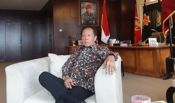 Mantan Gubernur DKI Jakarta periode 1997-2007 Letnan Jenderal TNI (Purn) Sutiyoso
