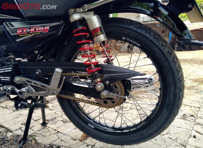 Sokbreker belakang Yamaha RX-King pakai YSS G-Sport dan gear set SSS plus step Virago