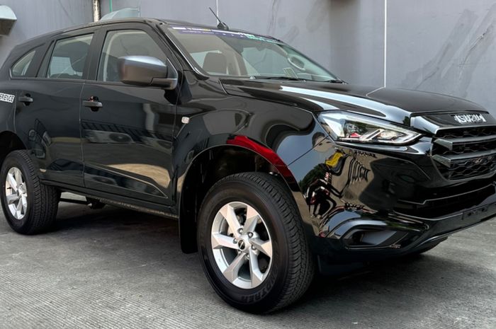 Isuzu Astra Motor Indonesia (IAMI) merilis peyegaran MU-X 2024 dan Isuzu D-Max Single Cabin 2024 di GIIAS 2024