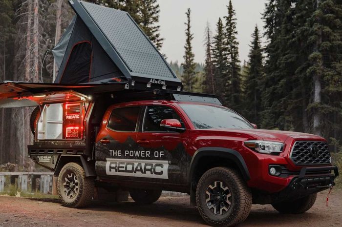 Toyota Tacoma besutan Redarc siap kemping