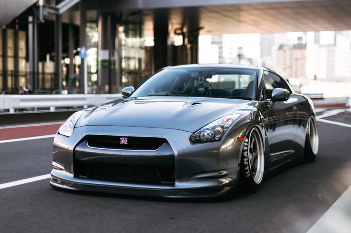 Modifikasi Nissan GT-R R35 bergaya elegan kepunyaan Ken dari Jepang