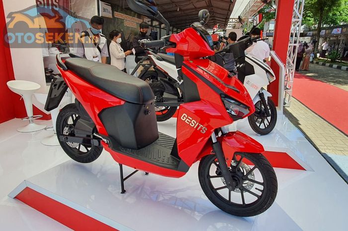 Ilustrasi, motor listrik Gesits G1