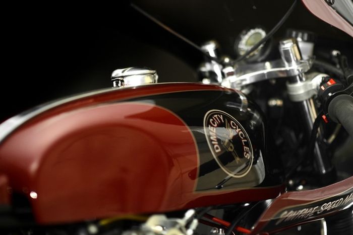 Paduan kelirnya klasik banget ya, bisa jadi referensi nih