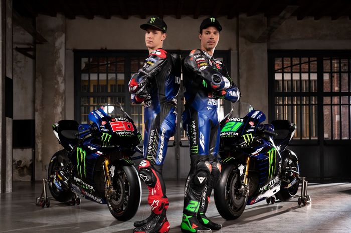 Tinggal tiga skuad yang belum mengumumkan tanggal rilis, Monster Energy Yamaha jadi yang pertama menunjukkan motor barunya untuk MotoGP 2023