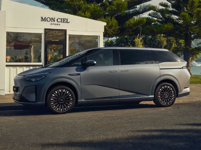 Xpeng New X9 atau Xpeng X9 facelift yang sudah diluncurkan lebih dulu di Thailand dan Malaysia.