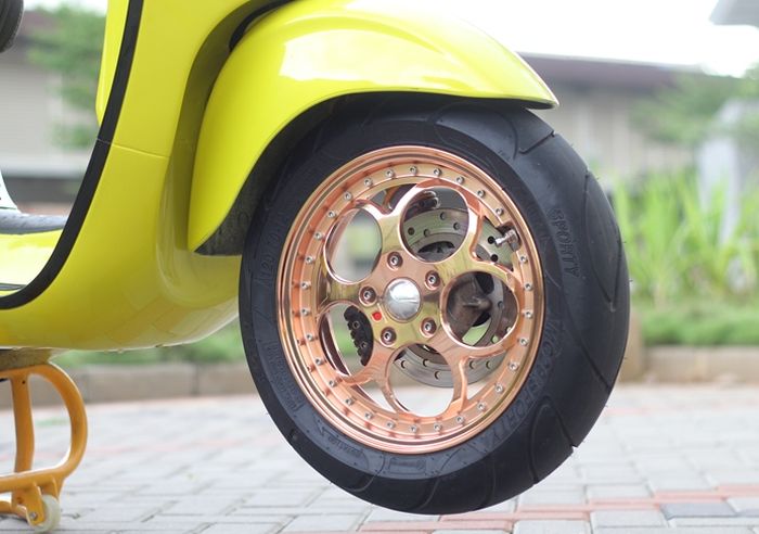 Pelek Maru&rsquo;s warna coopen rose gold, mewah euy!