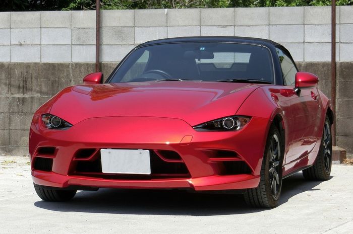 Modifikasi Mazda MX-5 hasil garapan Ducks-Garden, Jepang