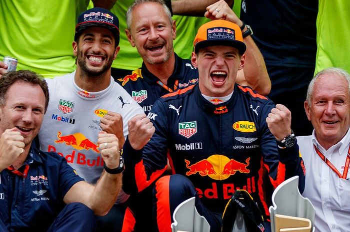 Max Verstappen (kedua dari kanan) meraih kemenangan kedua setelah GP F1 Spanyol 2016